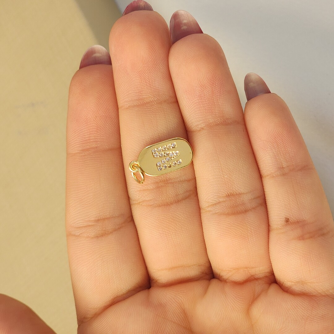 Pingente Plaquinha Letra M