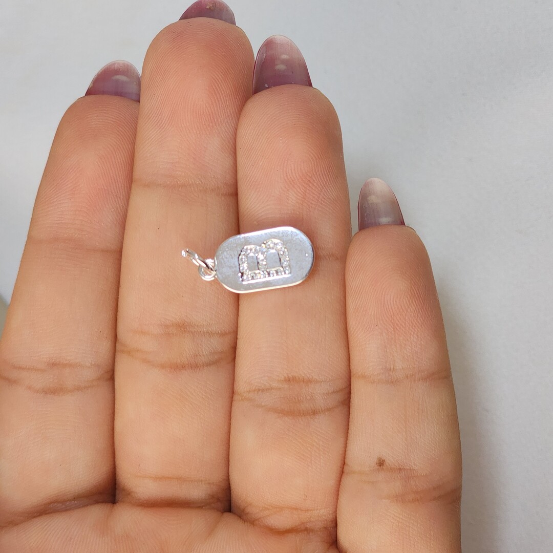 Pingente Plaquinha Letra B