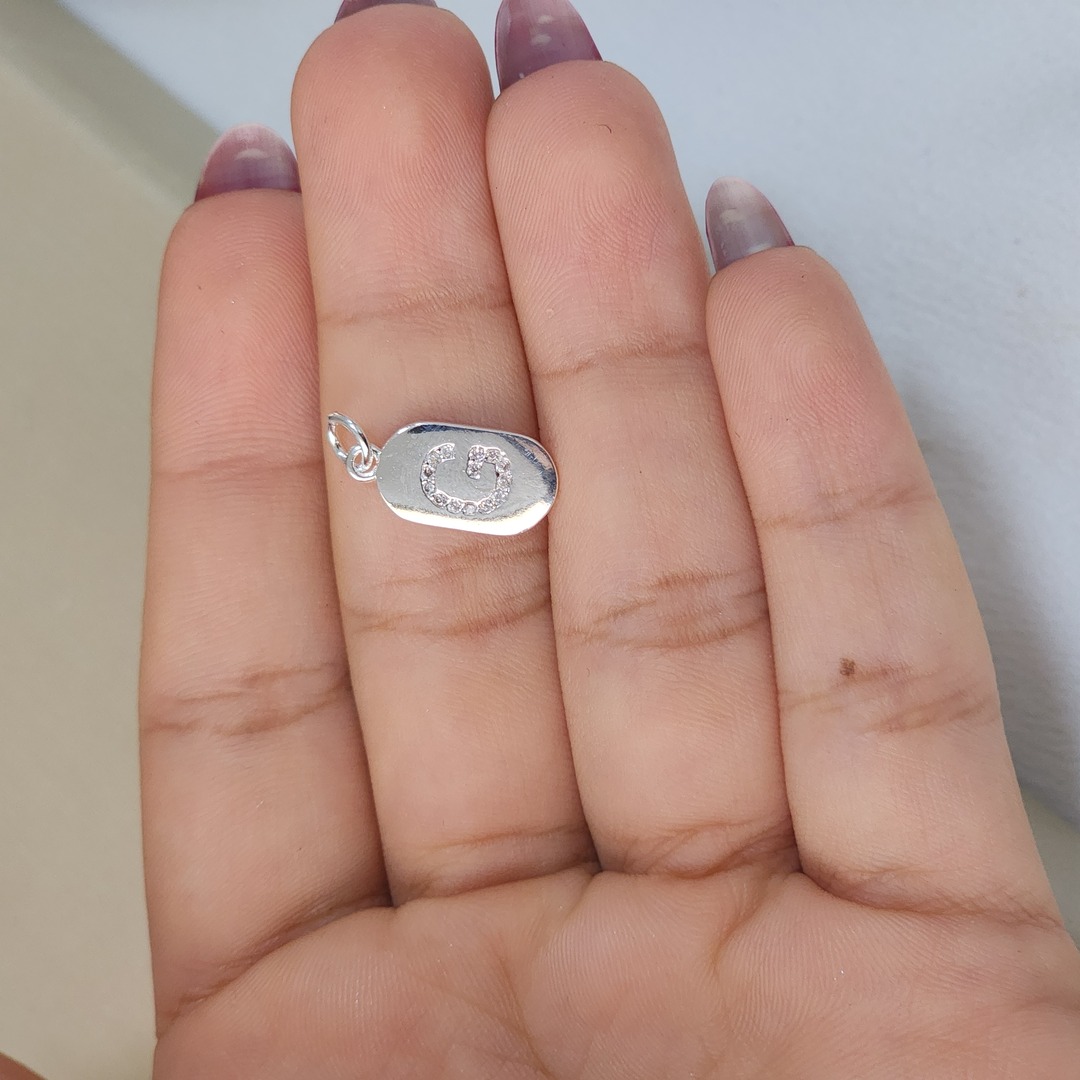 Pingente Plaquinha Letra G