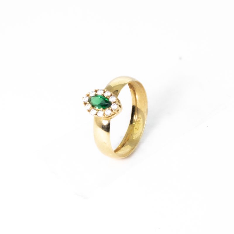 ANEL FORMATURA NAVETE CRAVEJADO ESMERALDA OURO 18K