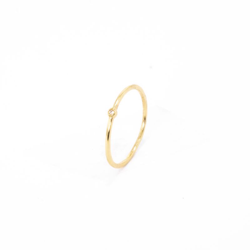 ANEL DELICADO COM 1 ZÍRCÔNIA DE 1MM OURO AMARELO