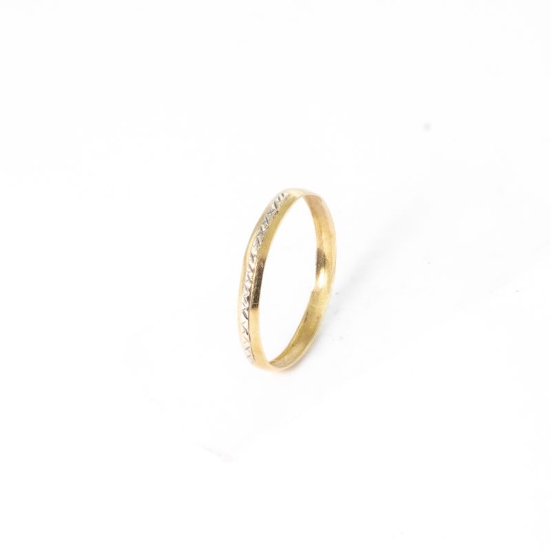 ANEL APARADOR FINO DETALHADO OURO 18K