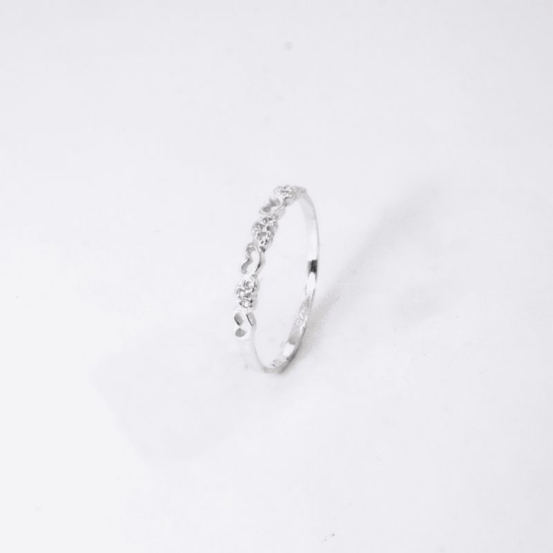 ANEL CORAÇÕES LISO E CRAVEJADO INTERCALADOS PRATA 925