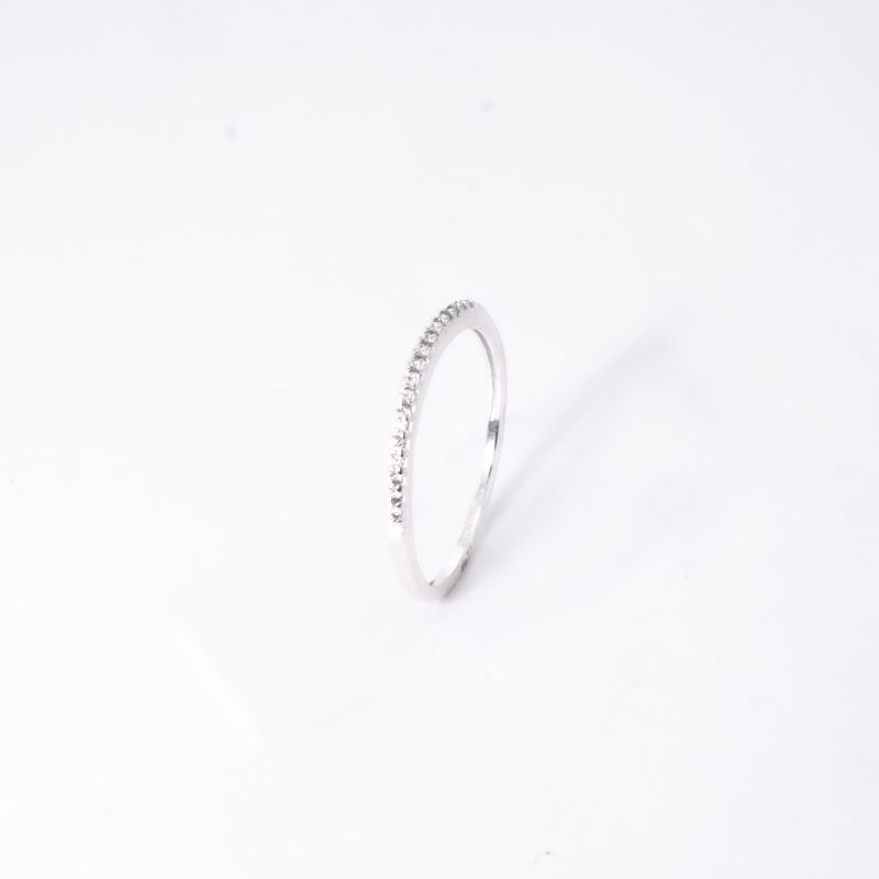 ANEL APARADOR CRAVEJEDO PRATA 925