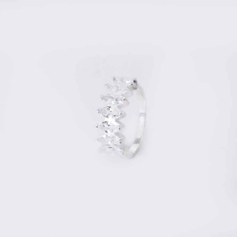 ANEL NAVETE DELICADO COM ZIRCÔNIAS PRATA 925