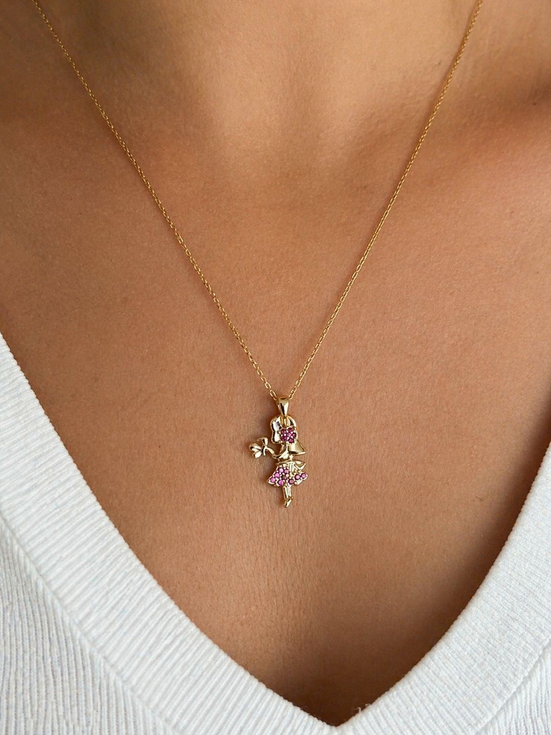 PINGENTE MENINA BORBOLETA RUBI FUSION SEMI OURO