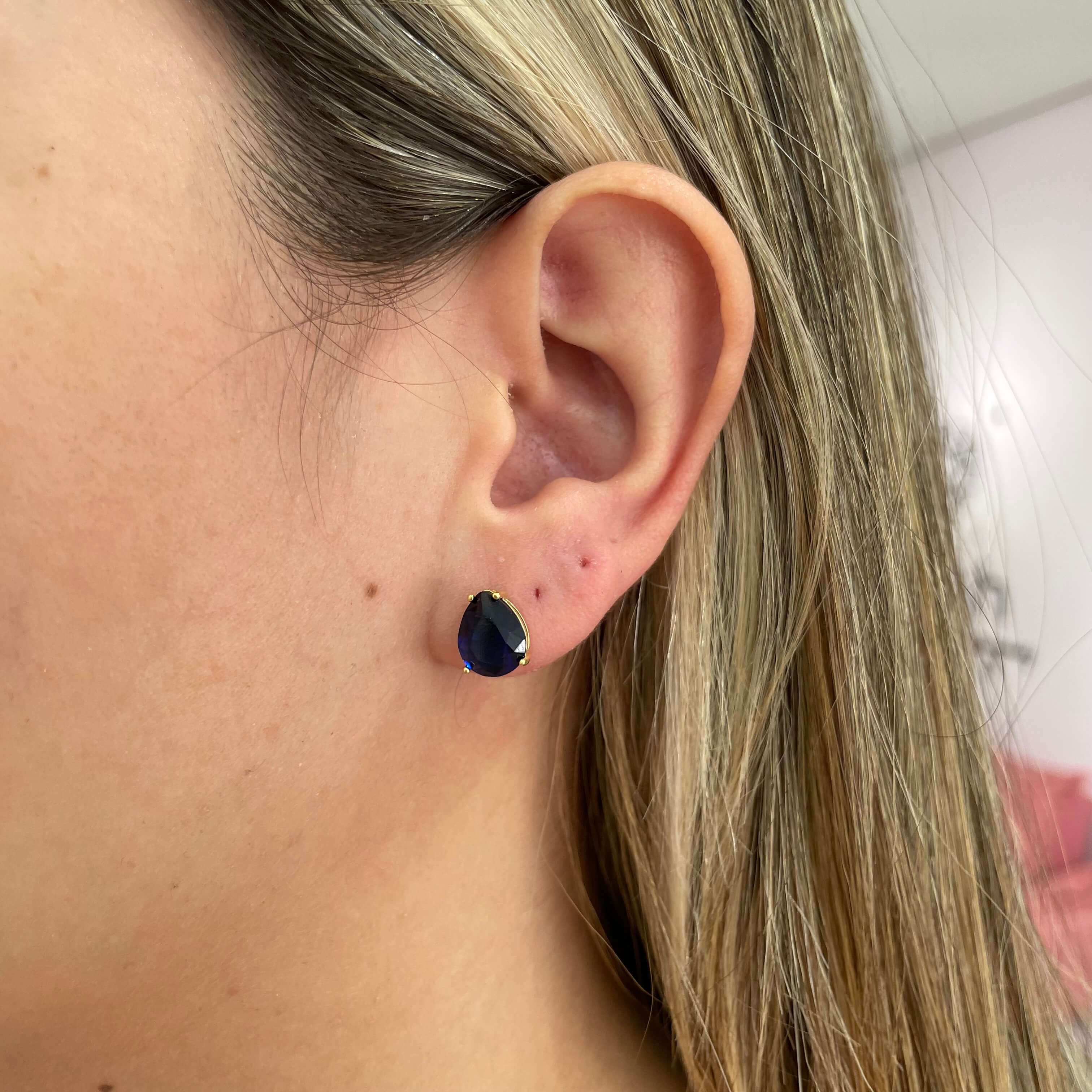 Brinco Gota Azul Marinho Clássica Ouro