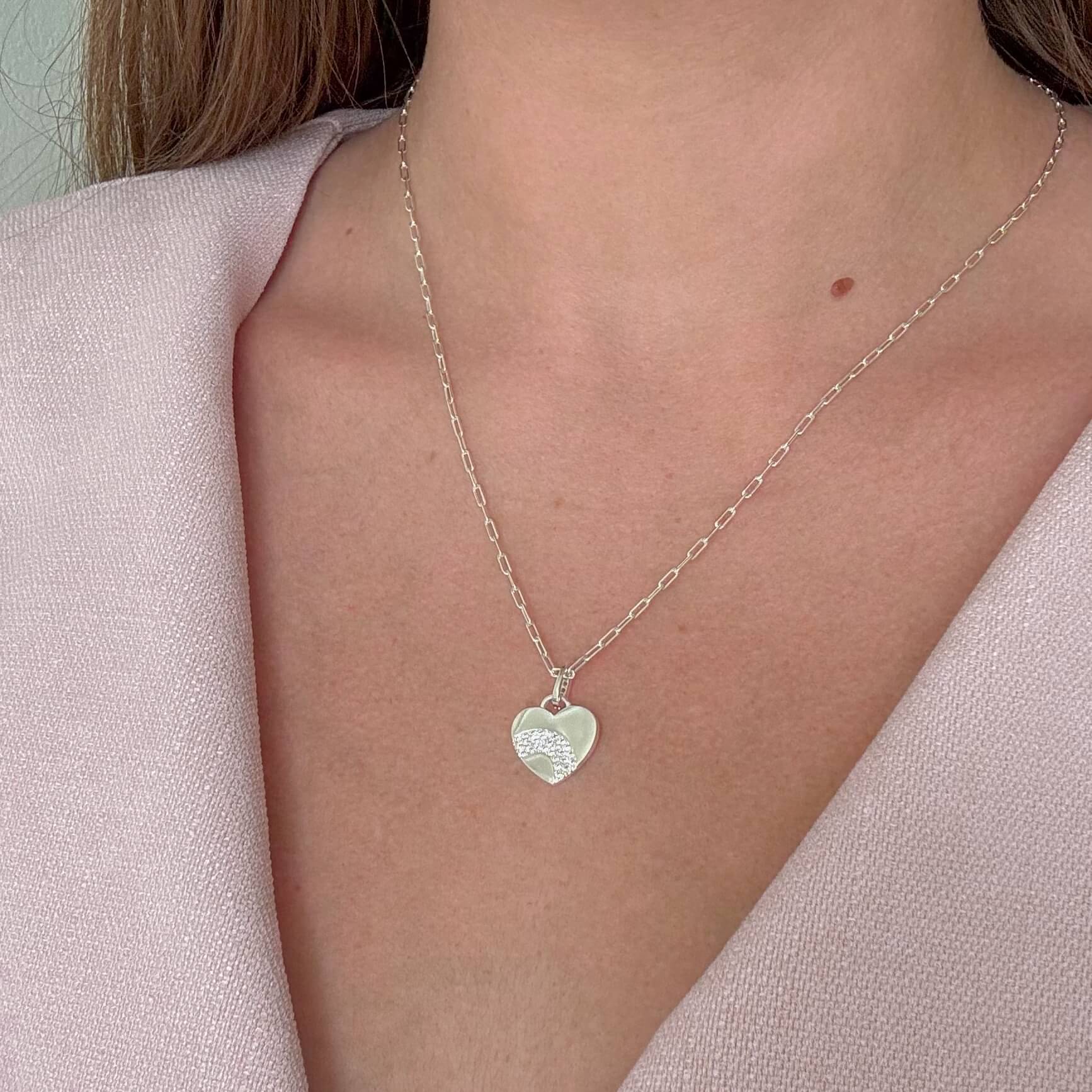 Colar Coração Cravejado Arco Cristal Prata