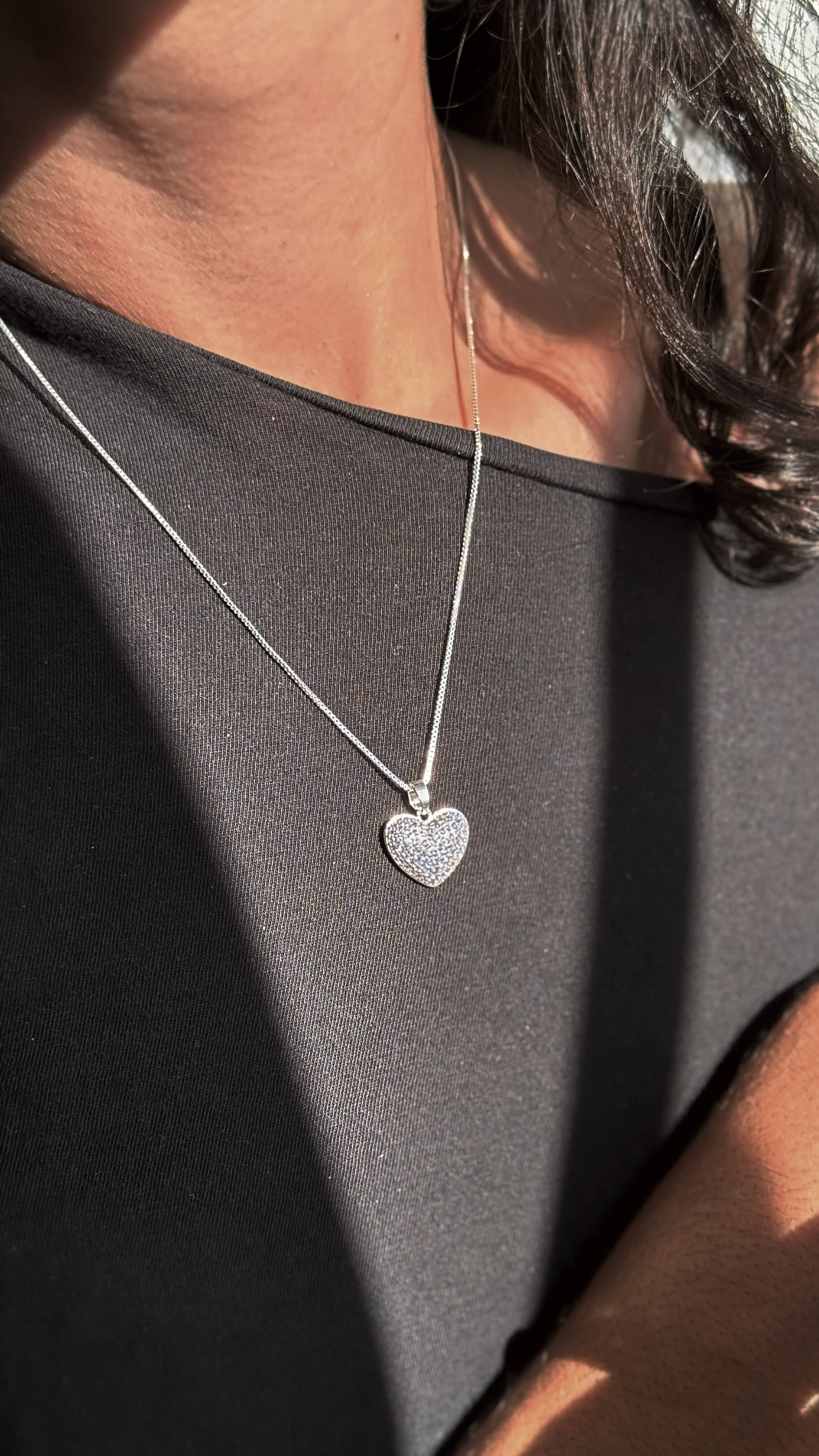 Colar Coração Microzircônias Prata