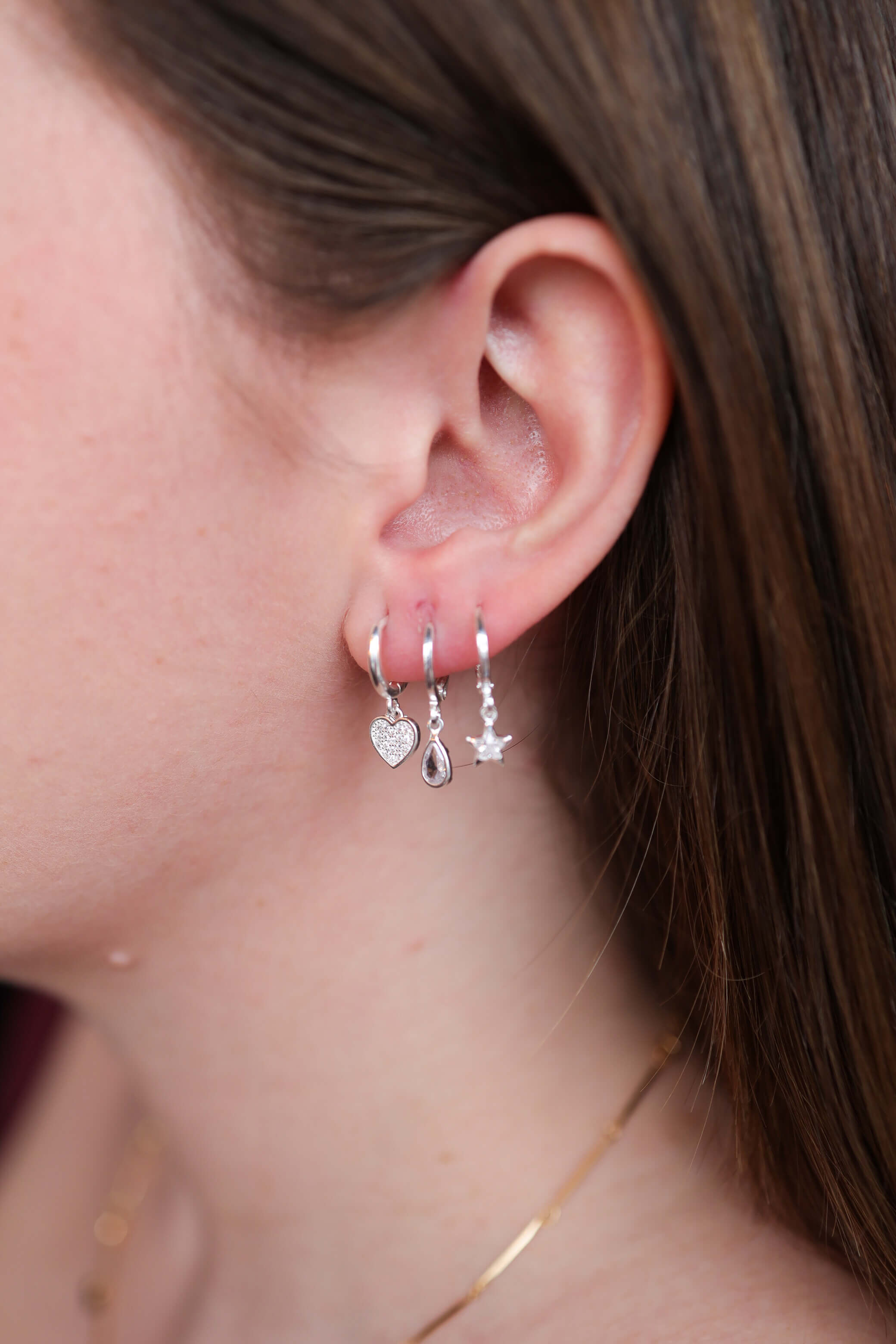 Brinco Argola Pingente Mini Estrela Prata