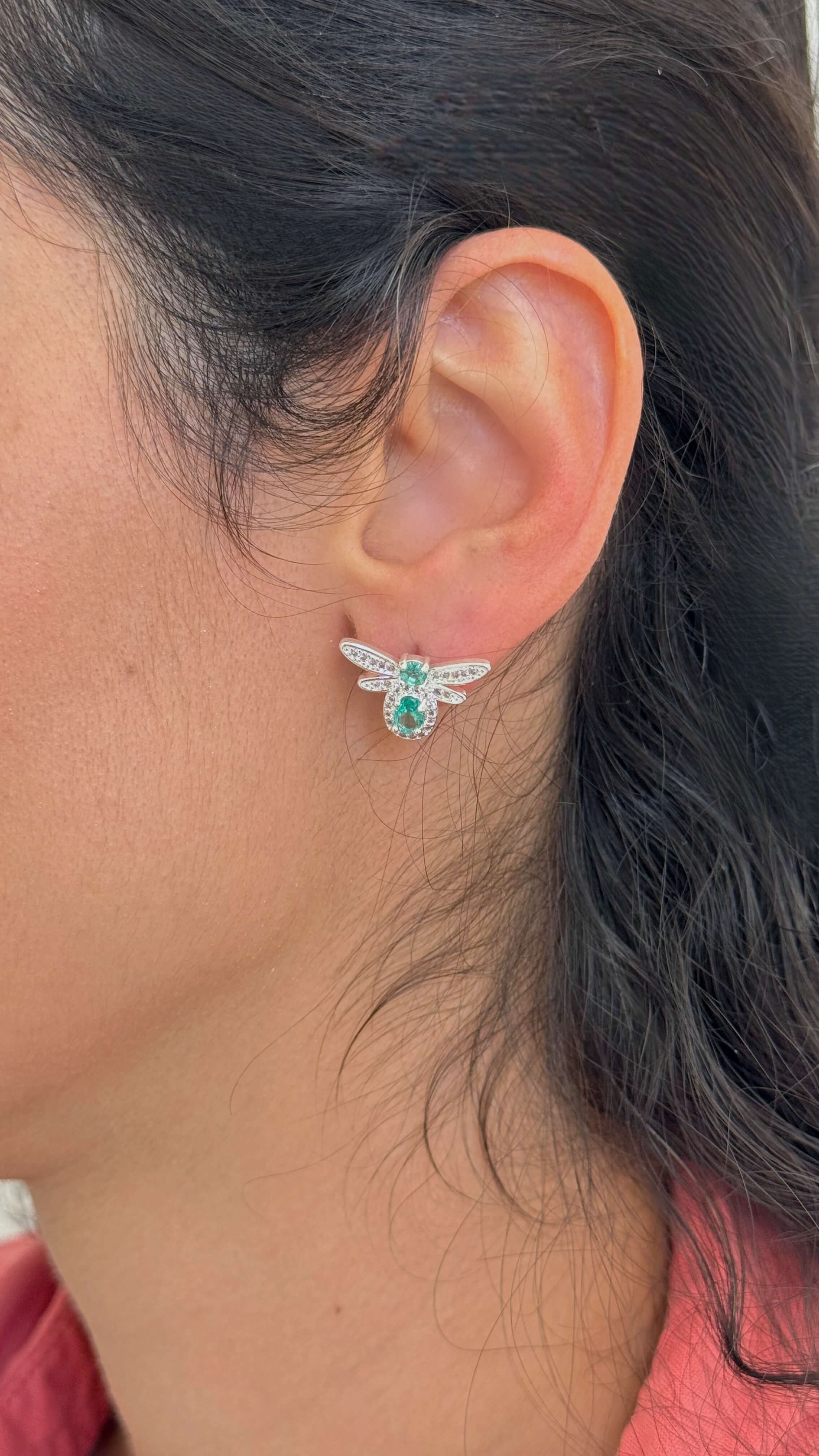 Brinco Abelha Pedra e Zircônias Prata