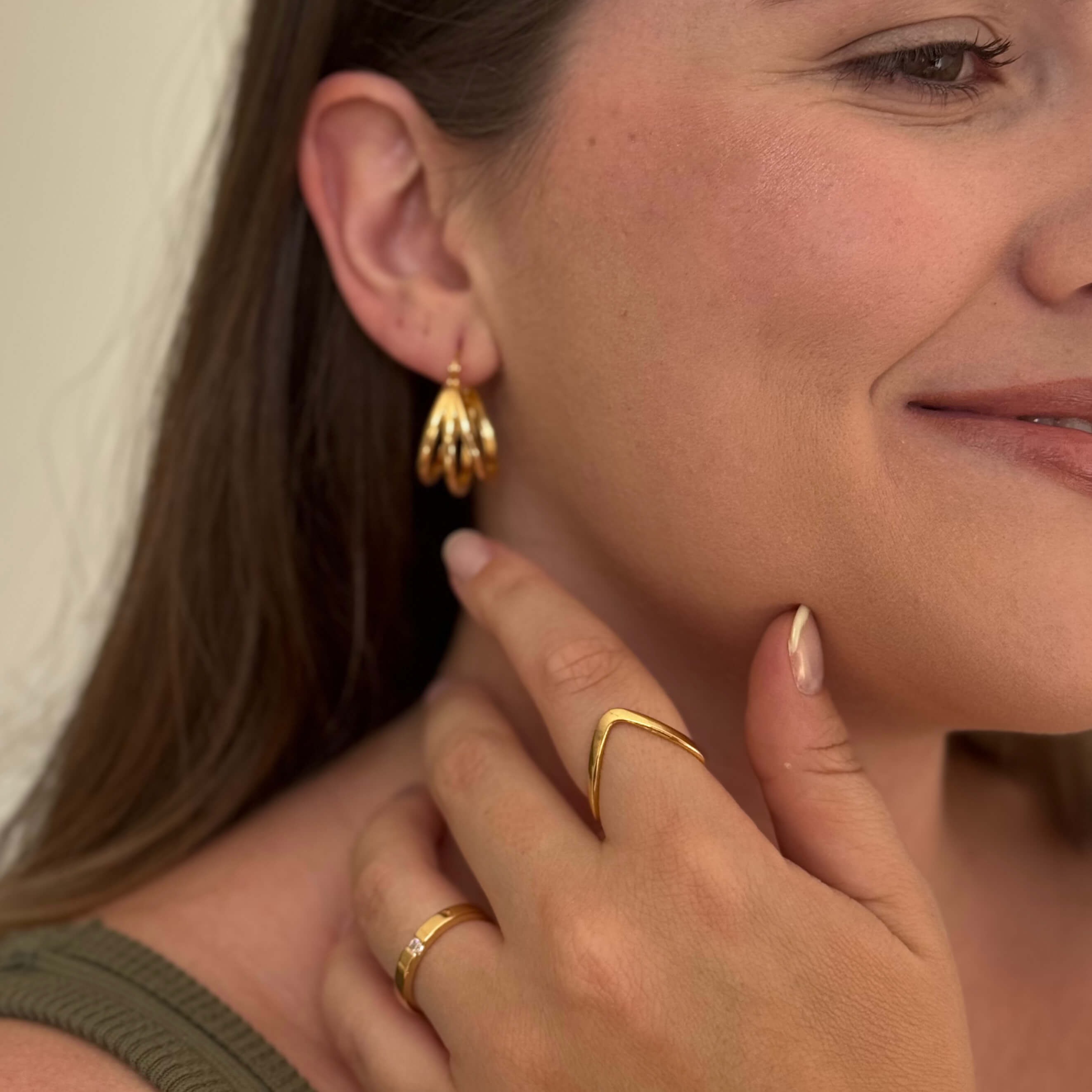 Anel Boca Tubarão Ouro