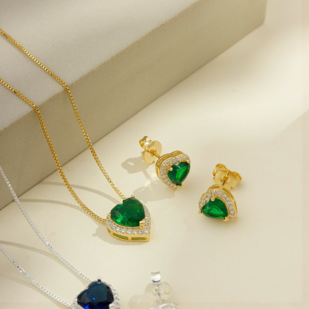Colar Coração Verde Zircônias Ouro