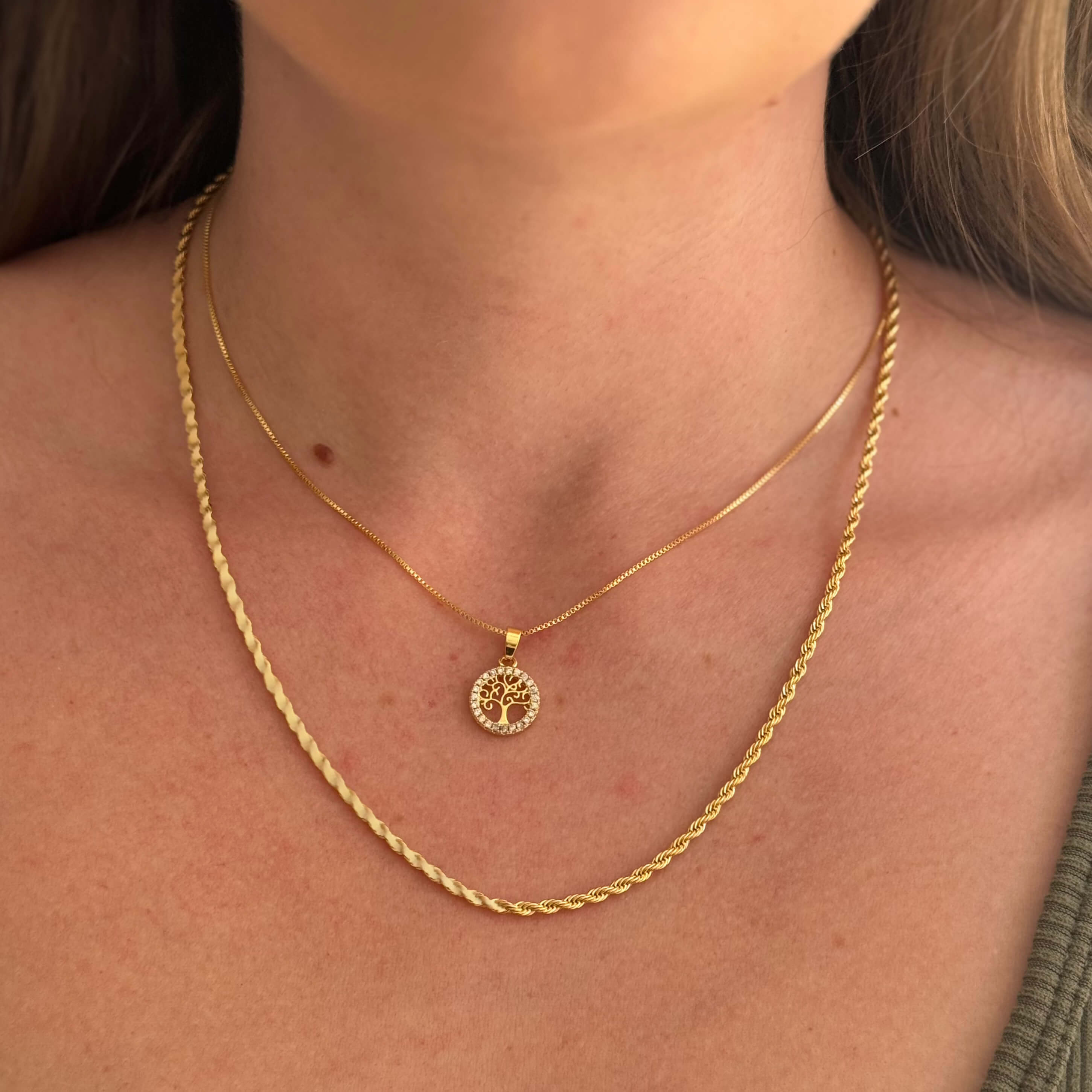 Colar Árvore da Vida Cravejado Ouro