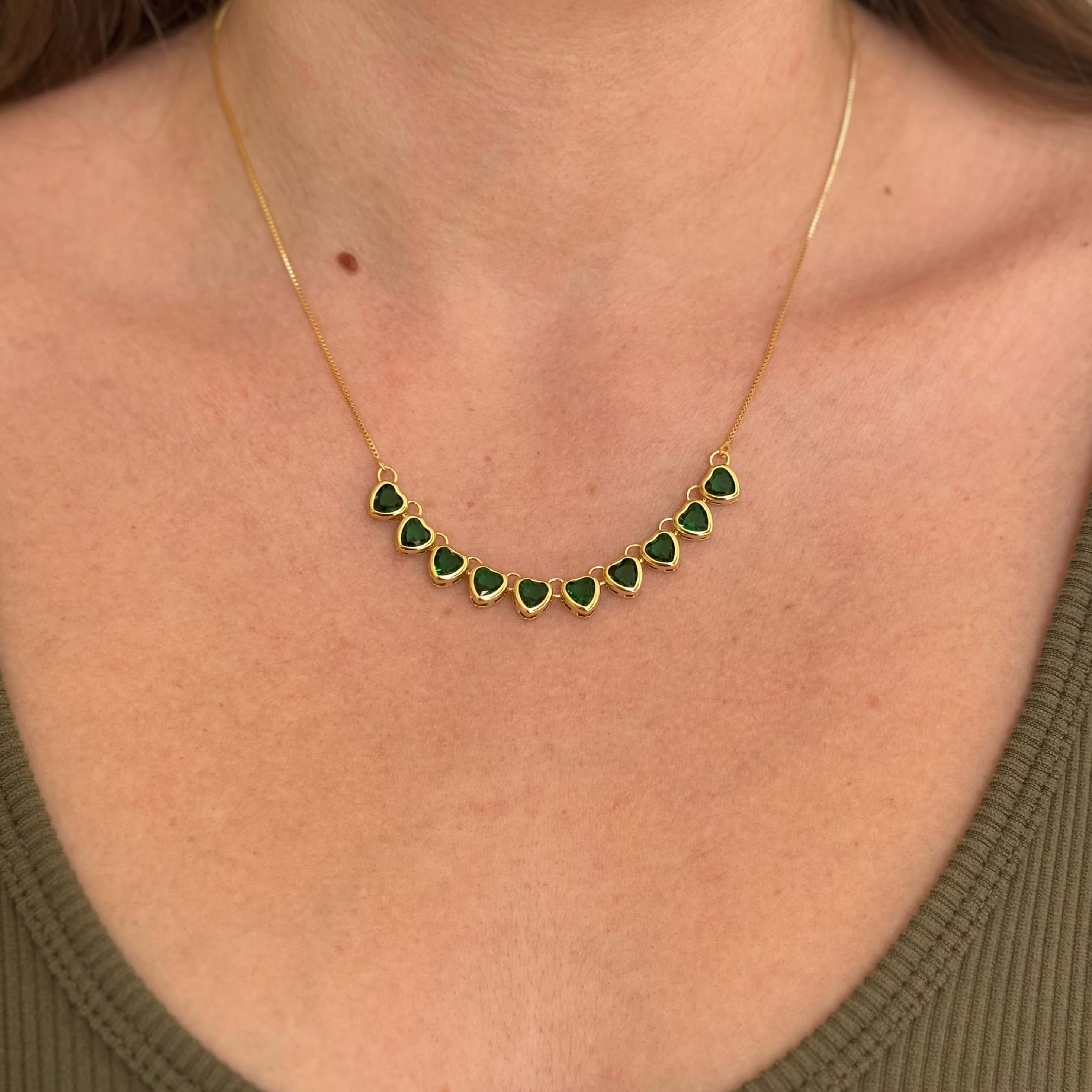 Colar Corações Cristal Verde Ouro