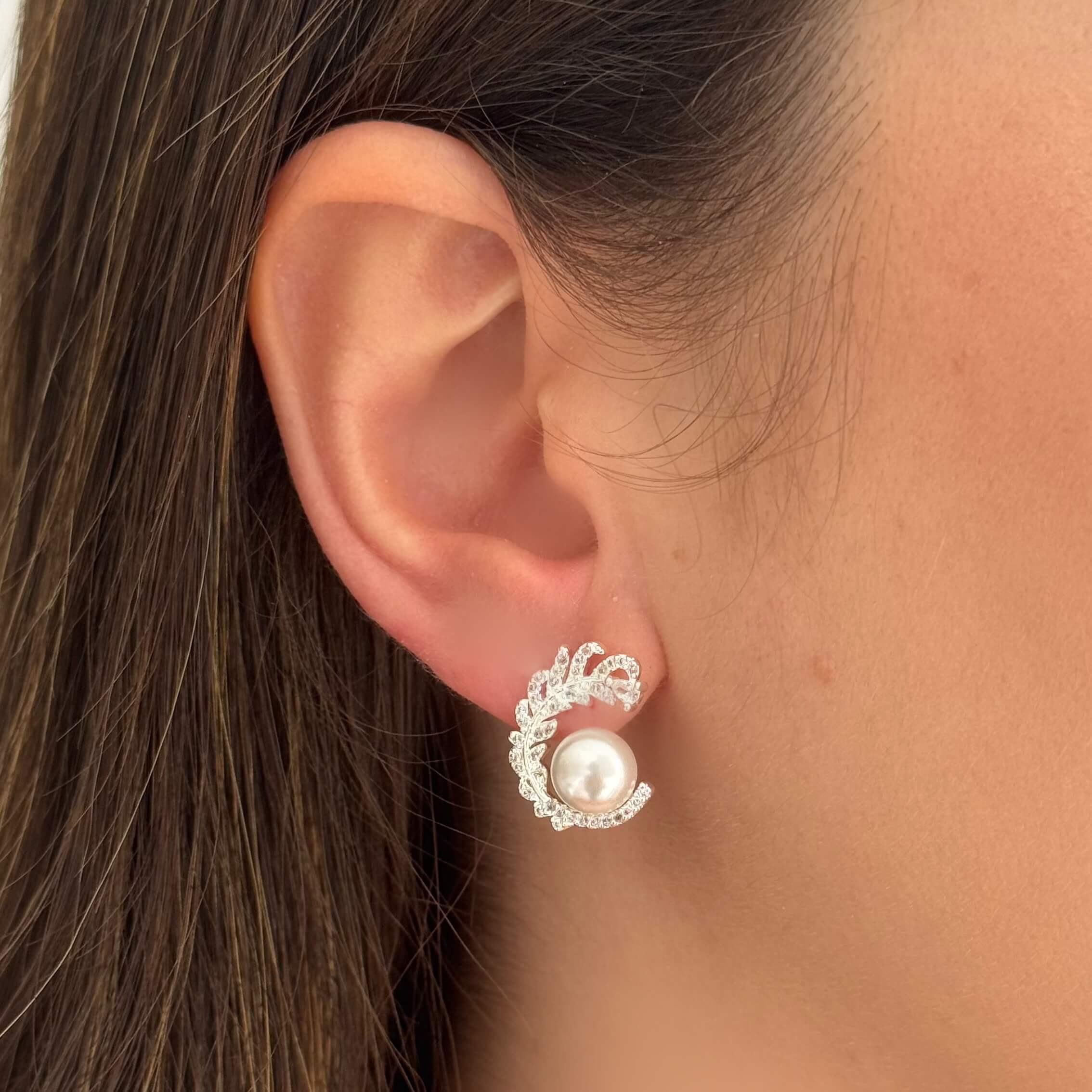 Brinco Pérola Arabescos Prata