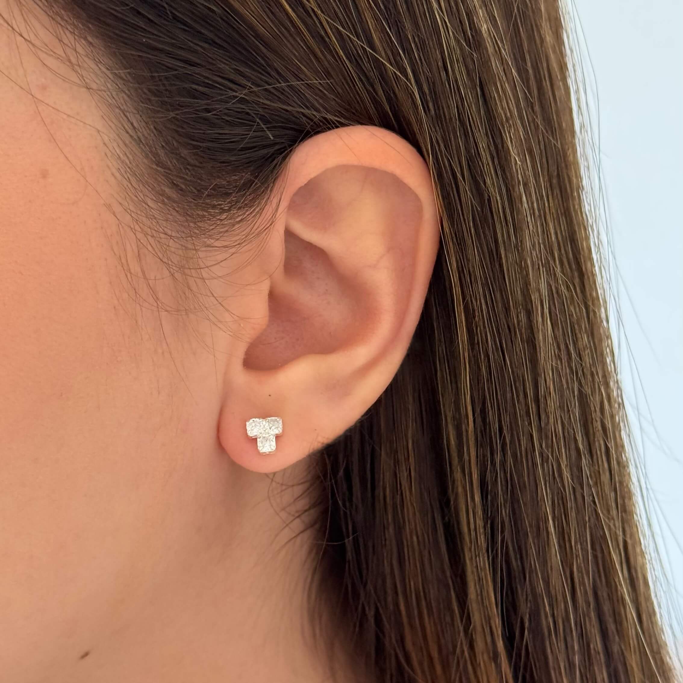 Brinco Trio de Zircônias Prata