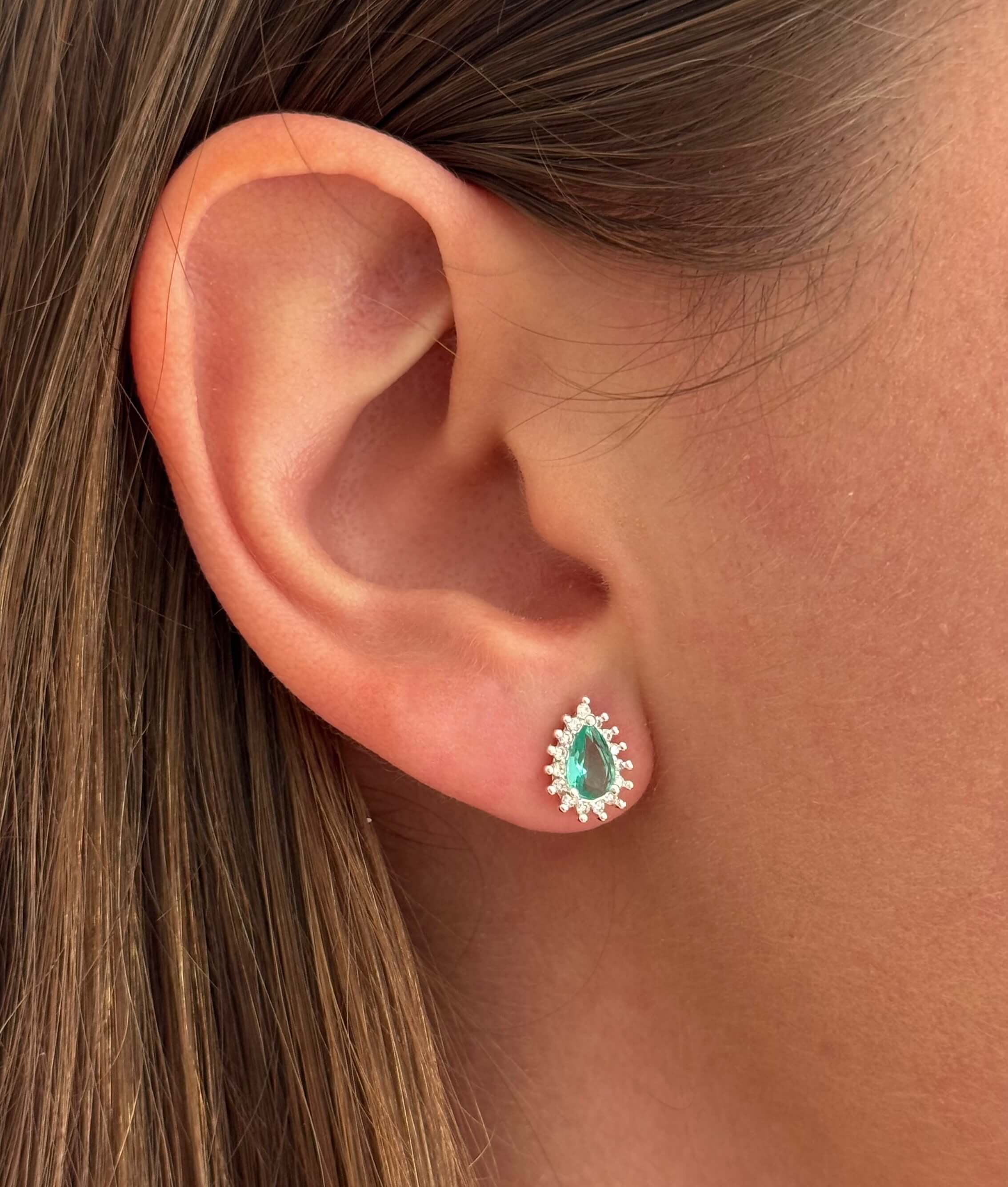 Brinco Gota Pedra Verde e Zircônias Prata