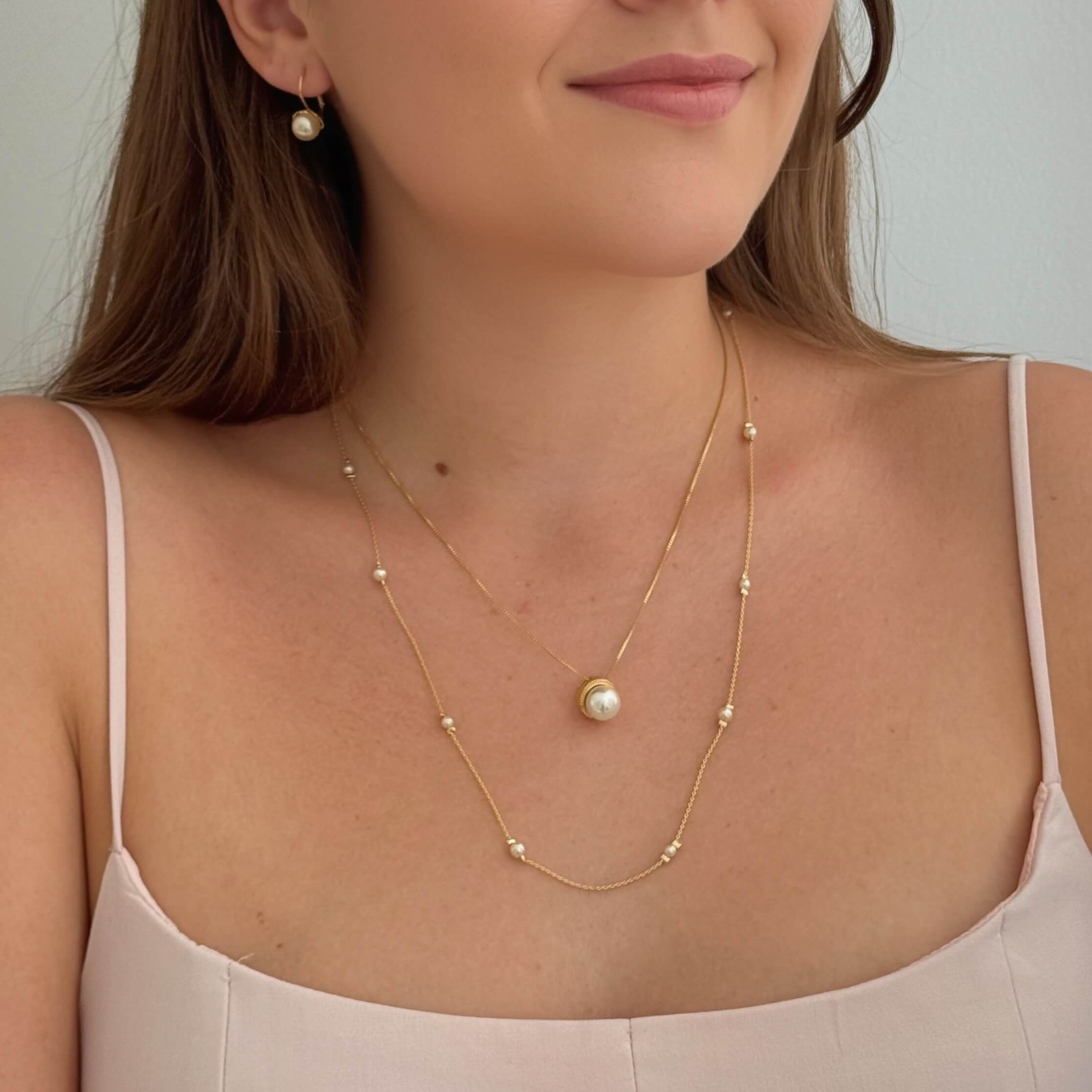 Colar Esferas Pérolas Ouro