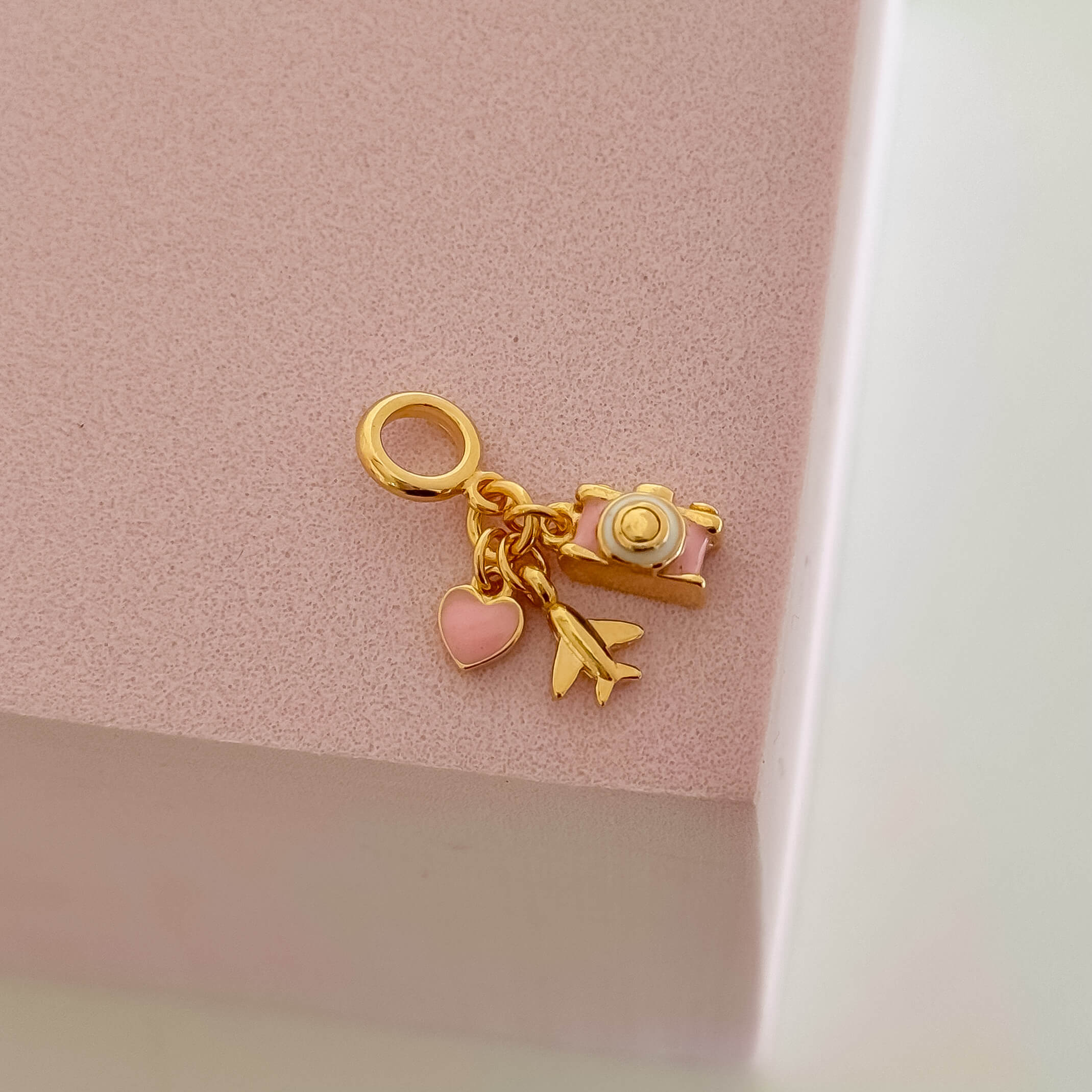 Berloque Trio Viagem Ouro