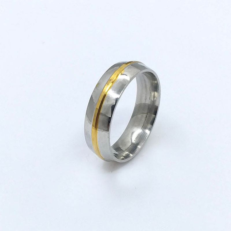 ANEL ALIANÇA AÇO INOX ANATÔMICA ABAULADA 6MM C/ 1 FIO DOURADO - Número 18/19