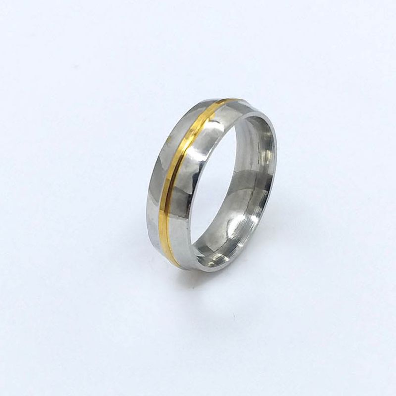 ANEL ALIANÇA AÇO INOX ANATÔMICA ABAULADA 6MM C/ 1 FIO DOURADO - Número 22/23