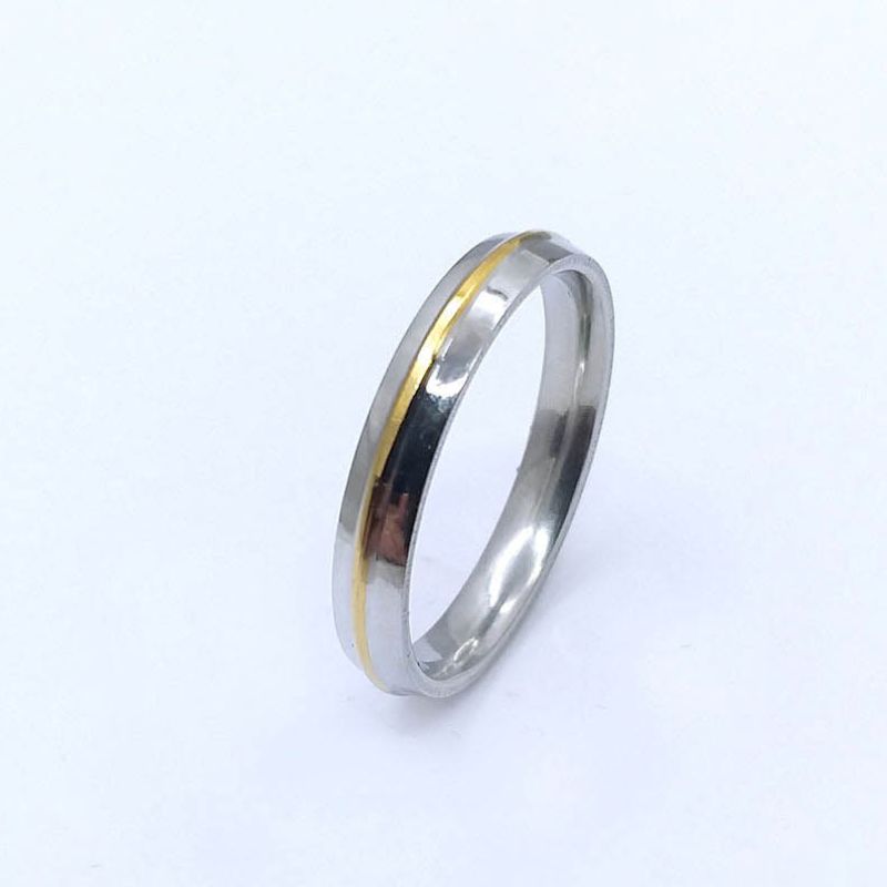 ANEL ALIANÇA AÇO INOX ANATÔMICA ABAULADA 4MM C/ 1 FIO DOURADO - Número 16/17