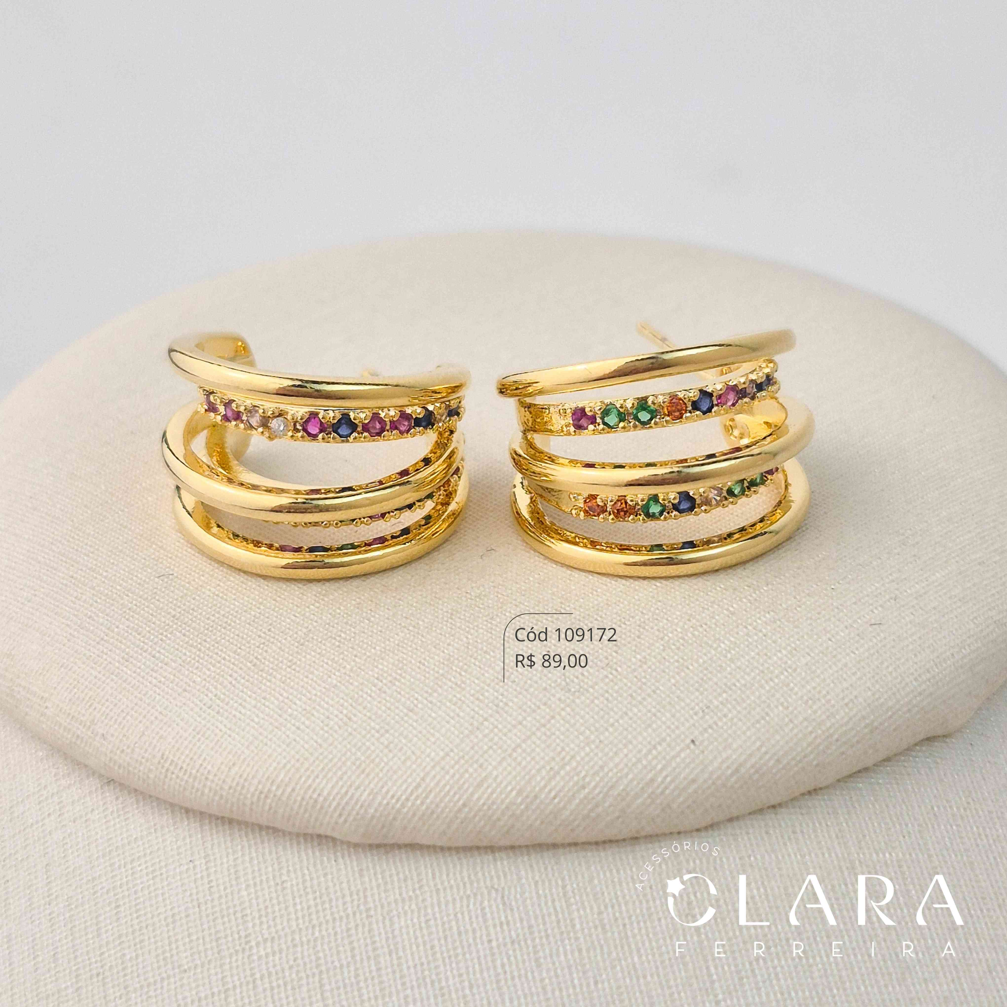 BRINCO ARGOLA 5 FIOS, 2 FIOS MENORES MICROZIRCONIAS E 3 FIOS MAIORES LISOS - 17MM - Dourado