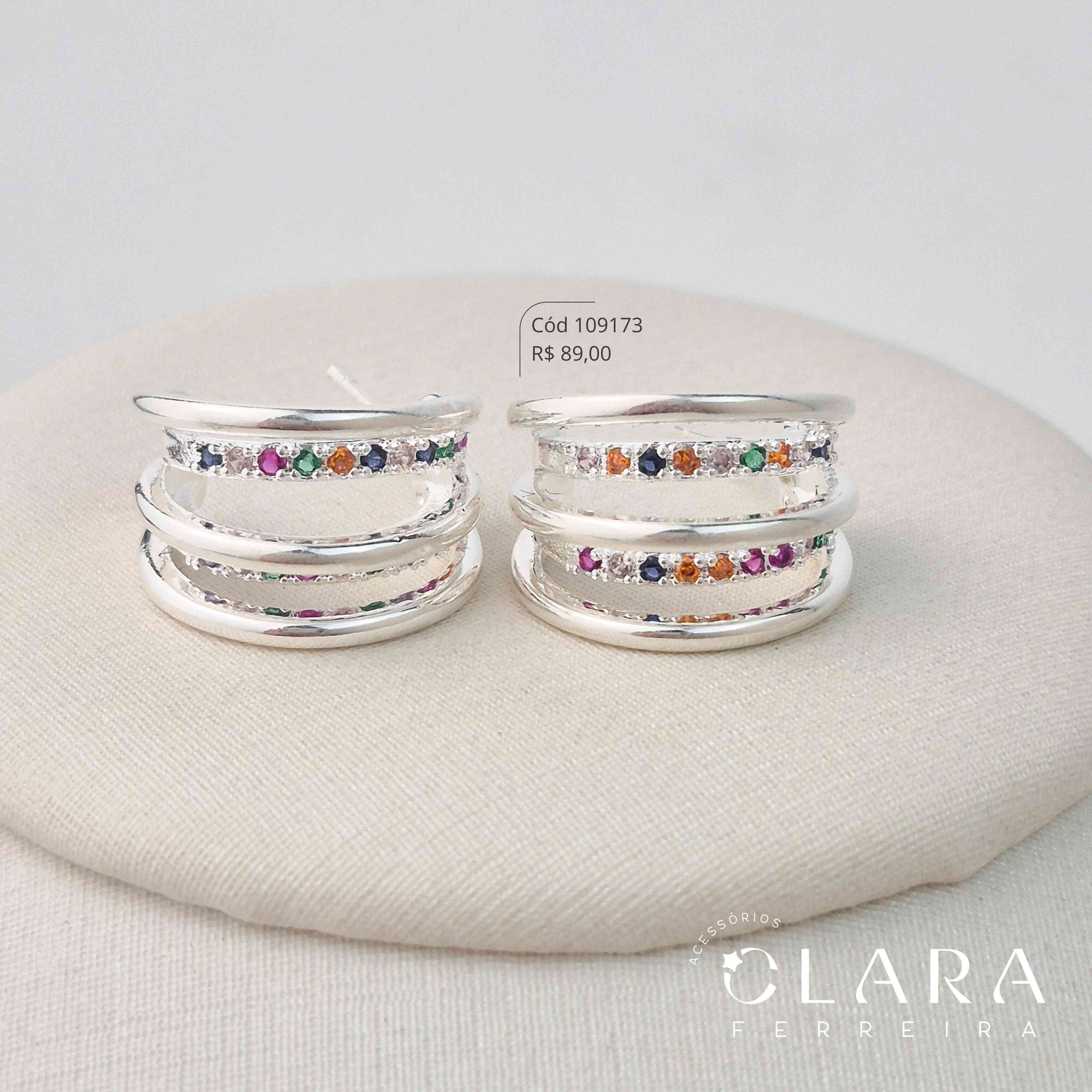 BRINCO ARGOLA 5 FIOS, 2 FIOS MENORES MICROZIRCONIAS E 3 FIOS MAIORES LISOS - Banho de Prata