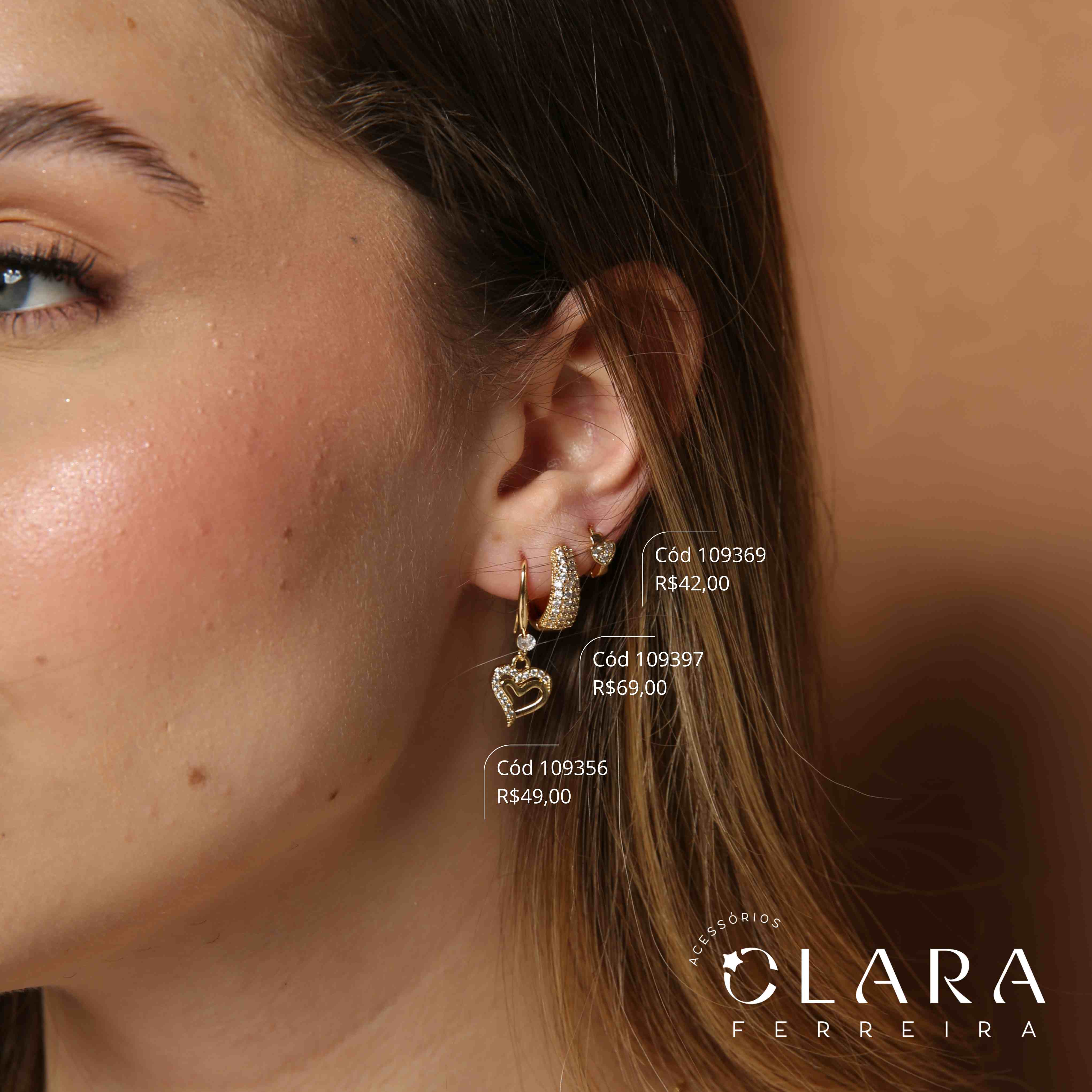 BRINCO ARGOLA C/ CORAÇÃOVAZADO ADORNADO MICROZIRCONIAS  - 10MM - Dourado