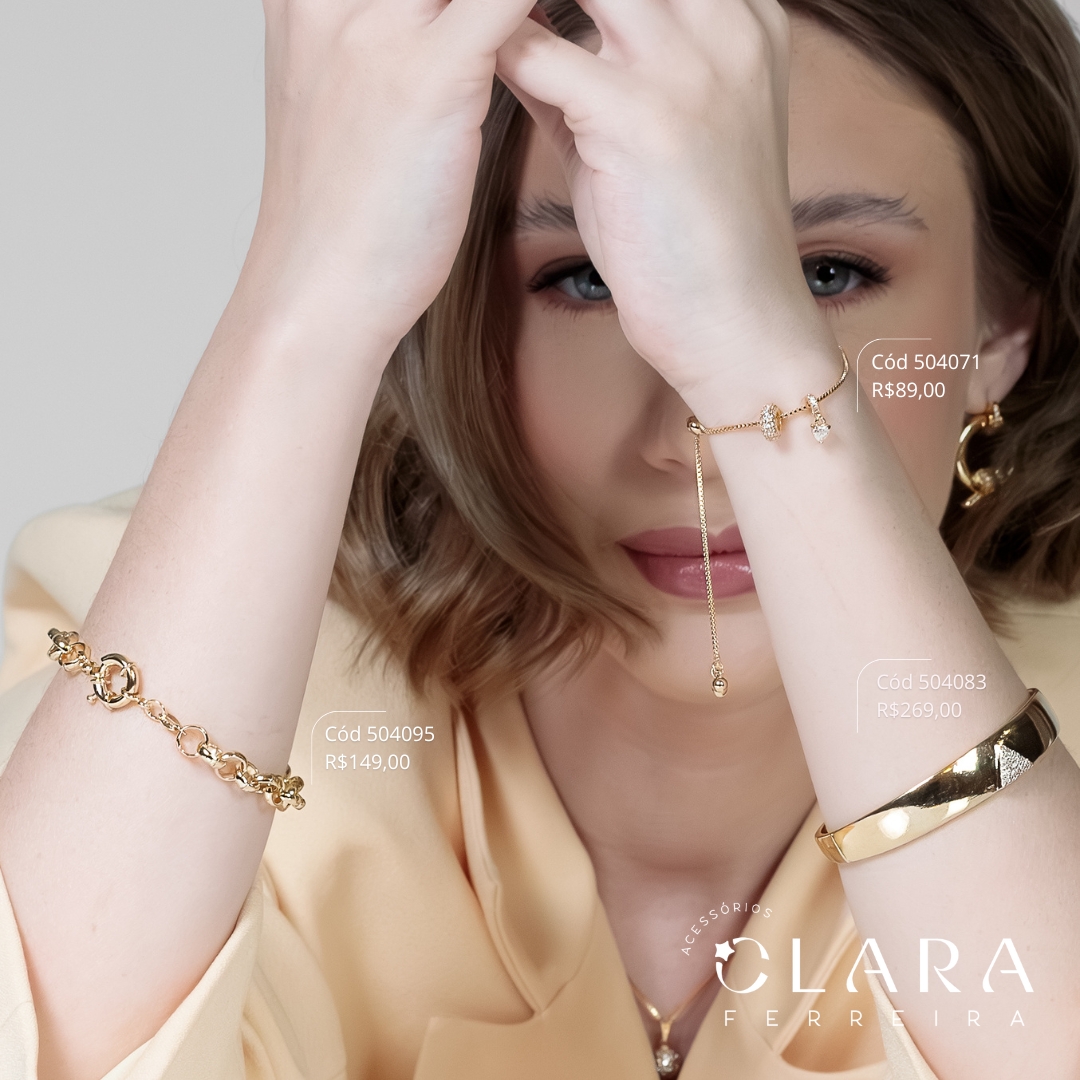 PULSEIRA BRACELETE RIGIDO C/ TRIANGULO MICROZIRCONIAS INSPIRAÇÃO VIVARA - Dourado