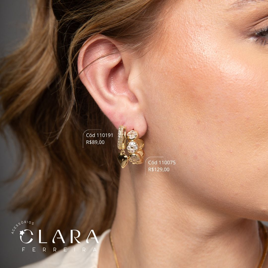 BRINCO ARGOLA C/ 4 TREVO VAN CLEEF ALHAMBRA ZIRCONIAS REDONDAS - 23XX8MM - Dourado - PEÇA VENDIDA