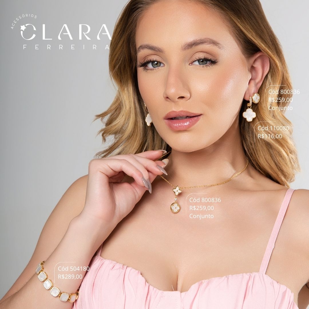 PULSEIRA MEDALHAS QUADRADAS 11MM DE MADREPÉROLA, ADORNADAS COM MICROZIRCÔNIAS - EDIÇÃO LIMITADA - 19CM - Dourado