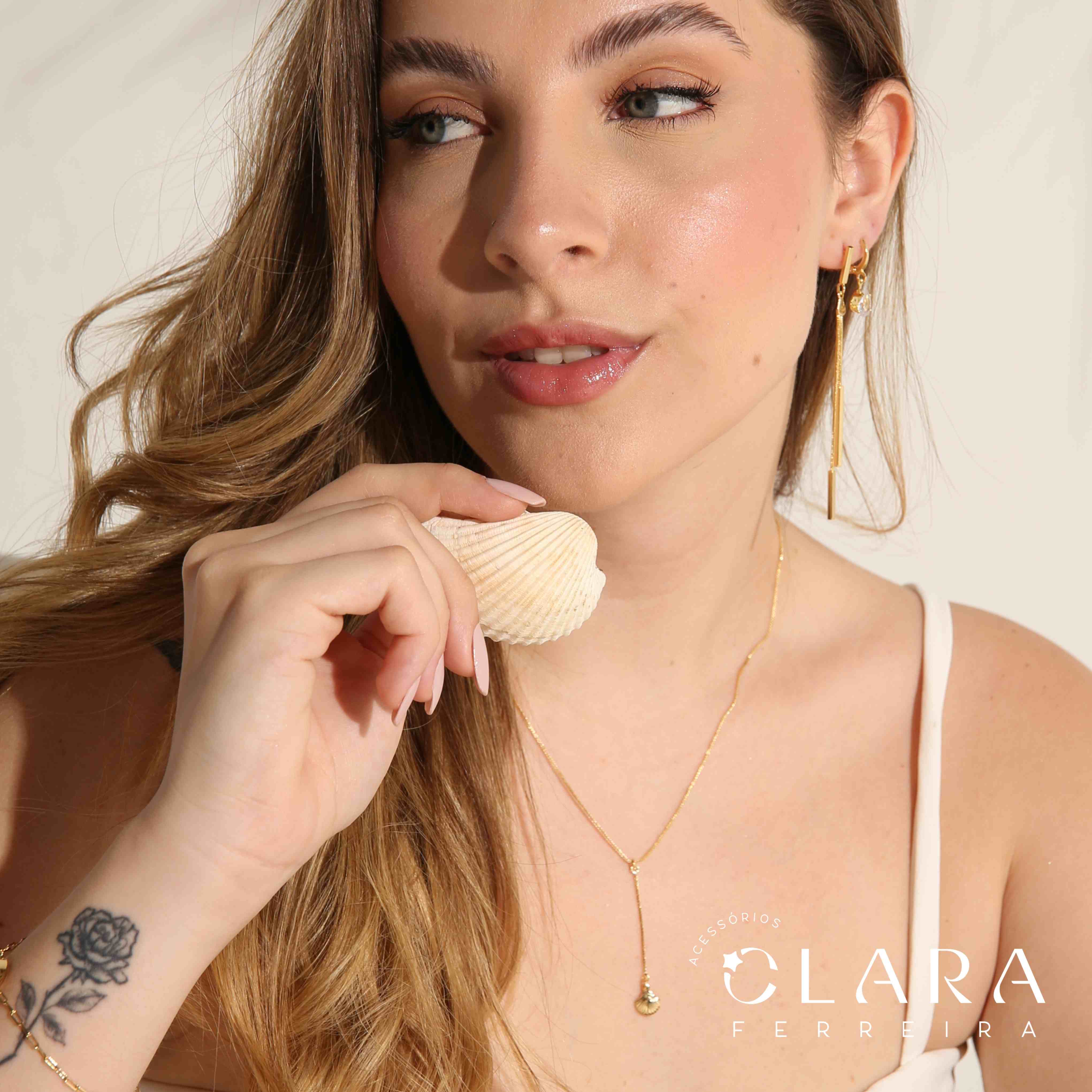 COLAR GRAVATINHA VENEZIANA C/ 1 CONCHA NA PONTA - 9MM - 45CM - Dourado