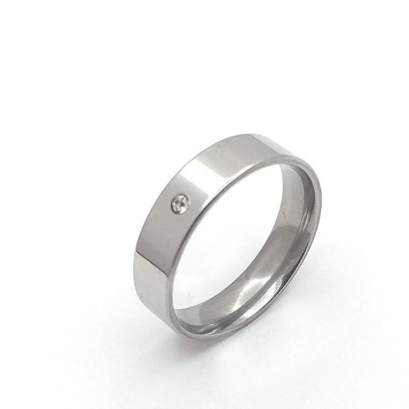 ANEL ALIANÇA AÇO INOX ANATÔMICA RETA 6MM C/ 1 ZIRCONIA - Número 26/27