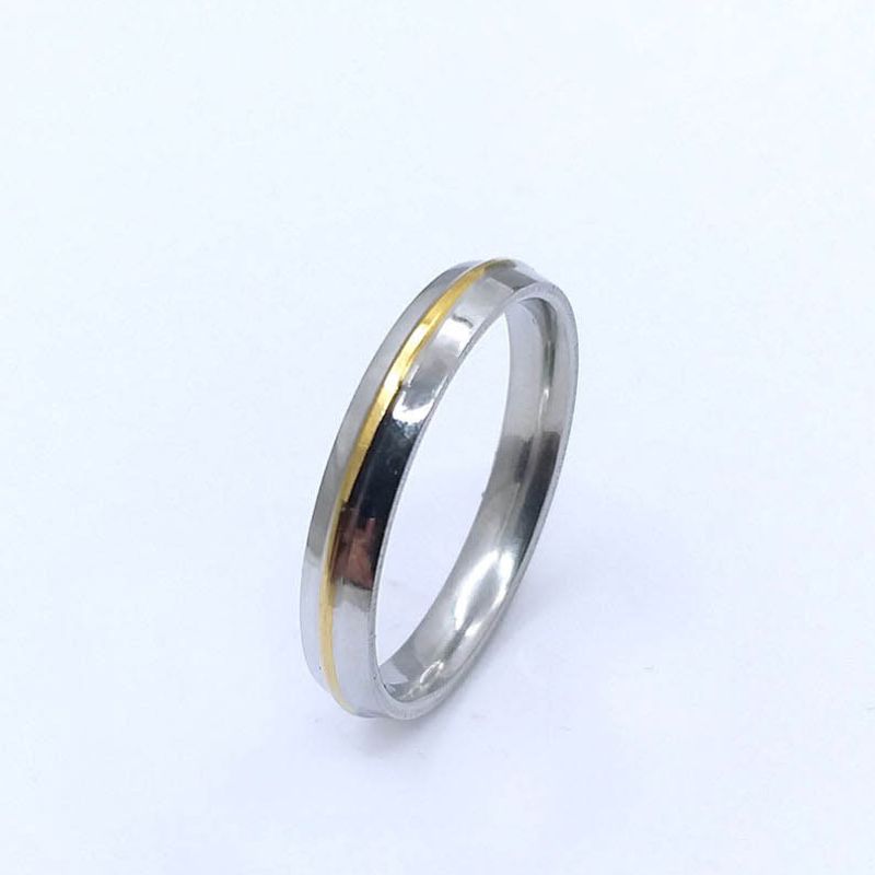 ANEL ALIANÇA AÇO INOX ANATÔMICA ABAULADA 4MM C/ 1 FIO DOURADO - Número 20/21