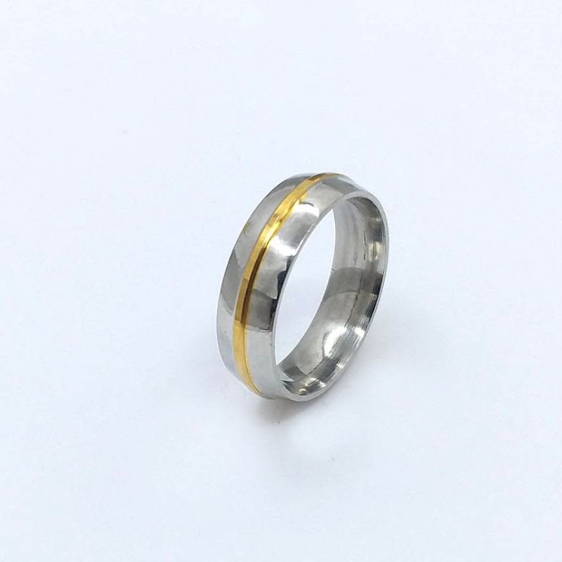 ANEL ALIANÇA AÇO INOX ANATÔMICA ABAULADA 6MM C/ 1 FIO DOURADO - Número 12/13