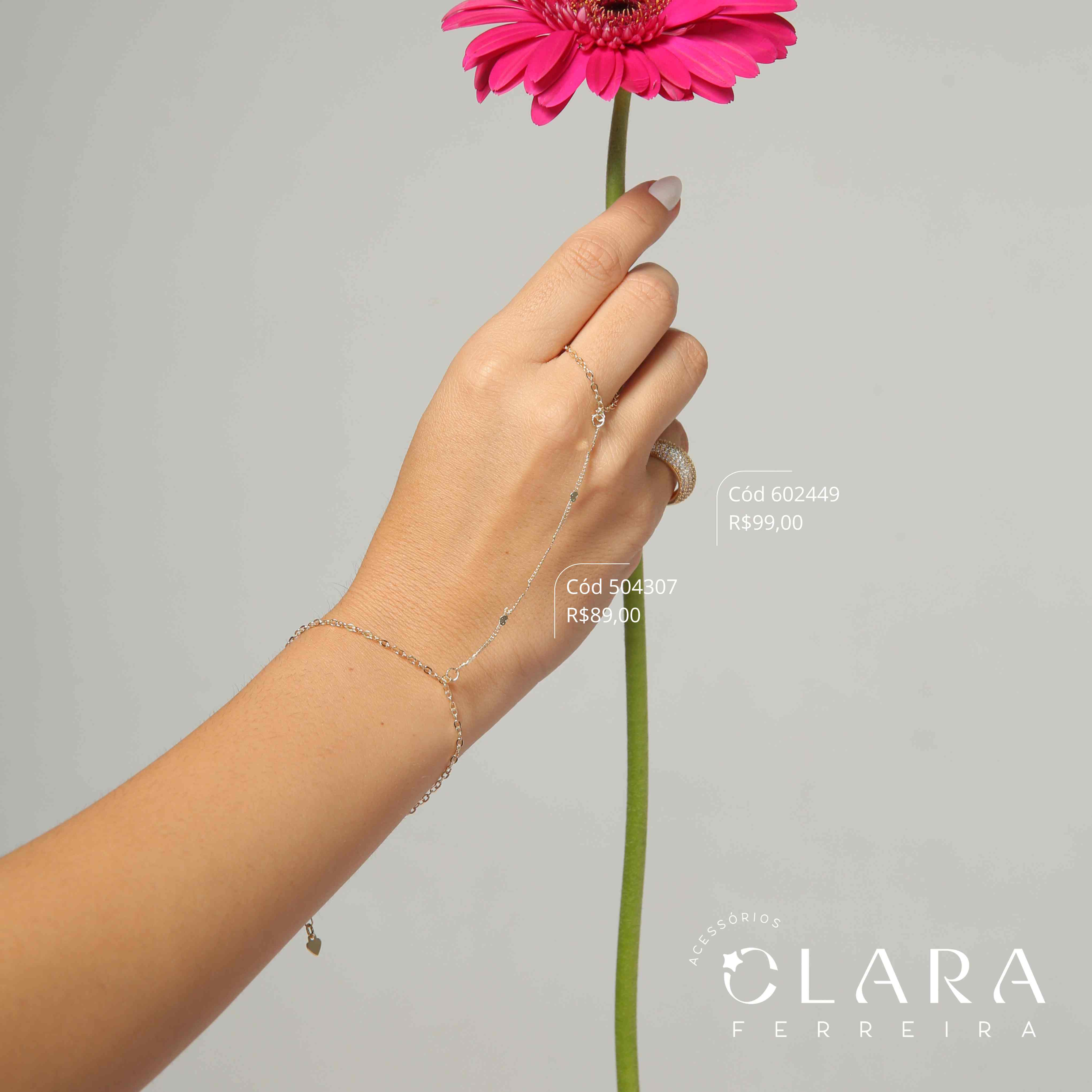 PULSEIRA HAND CHAIN ELOS C/ ELOS GRUMET 1X1 C/ CORAÇÕES MARTELADOS - 17CM - PEÇA VENDIDA - Dourado