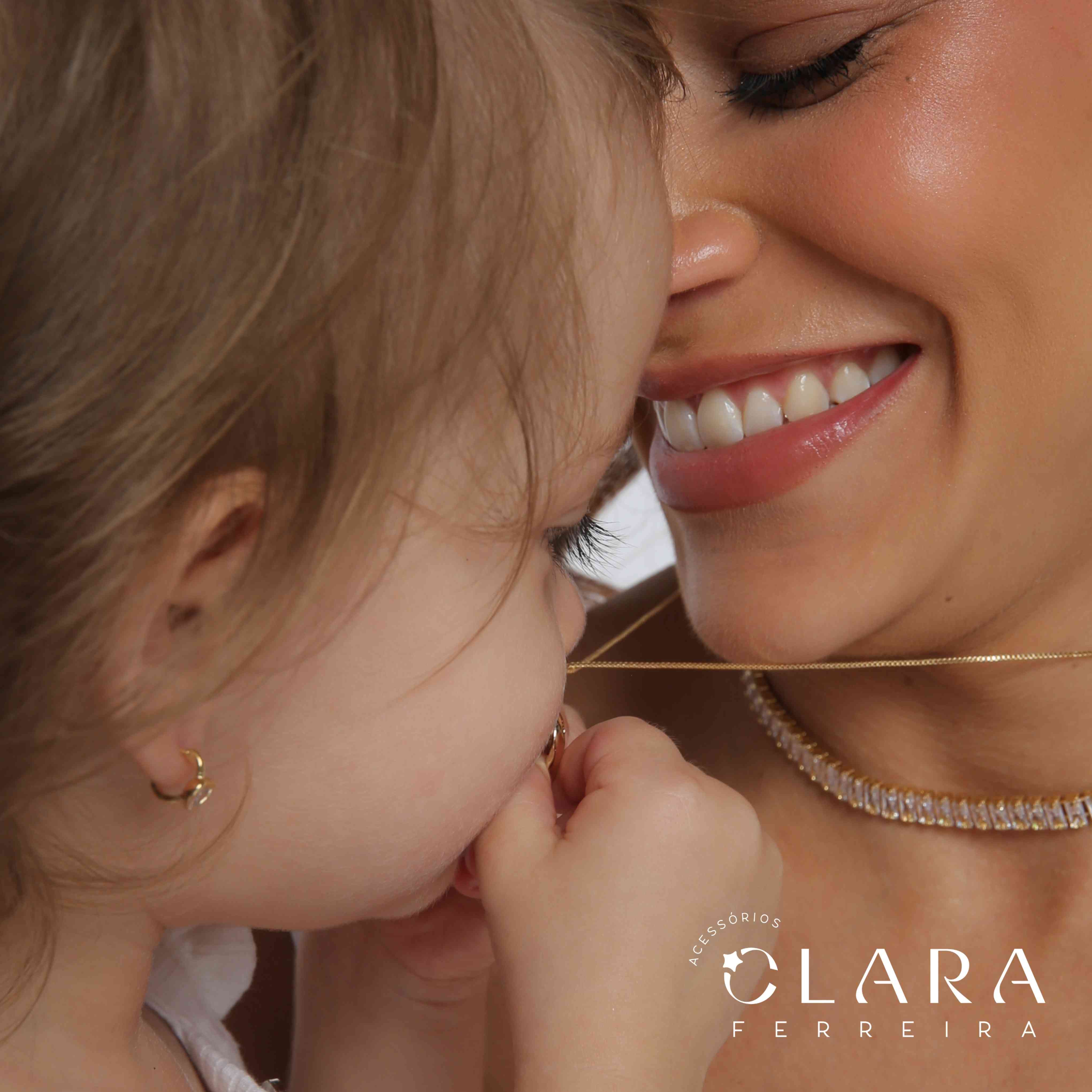 COLAR VENEZIANA C/ PINGENTE RELICÁRIO CORAÇÃO MENINA MICROZIRCÔNIAS - 20MM - 45CM - Dourado