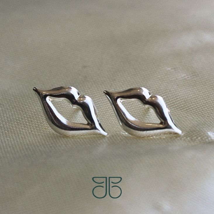 BRINCO BOQUINHA PRATA