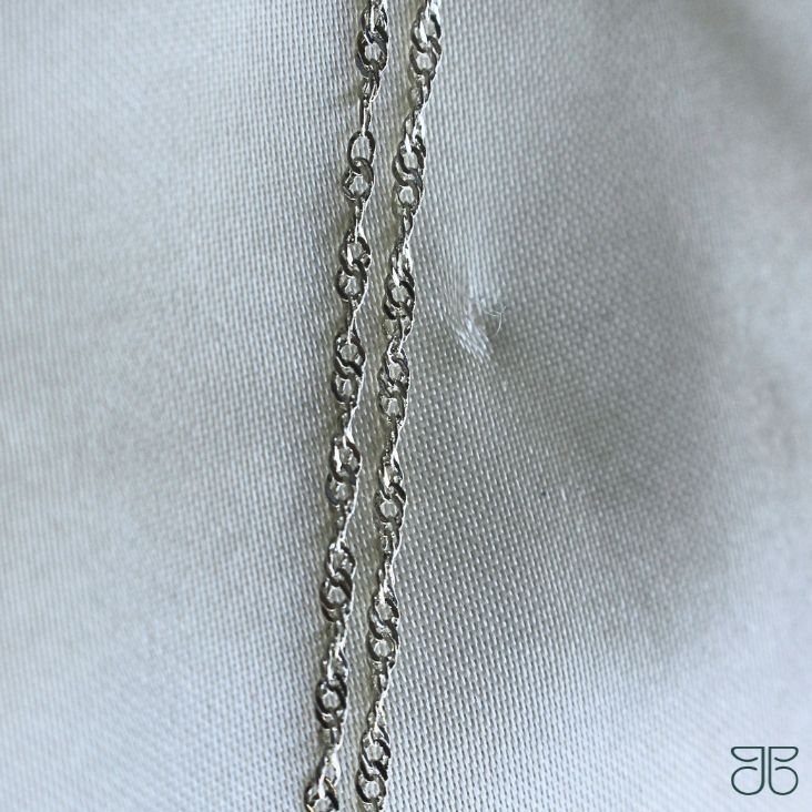 GARGANTILHA LUA FLORZINHA