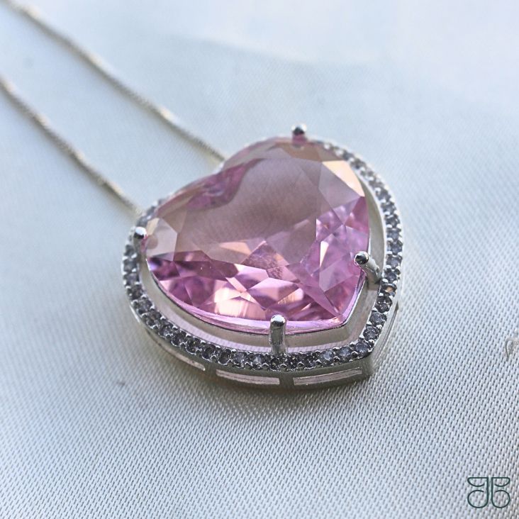 GARGANTILHA PEDRA CORAÇÃO ROSA