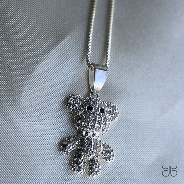 GARGANTILHA URSINHO CRAVEJADO PRATA