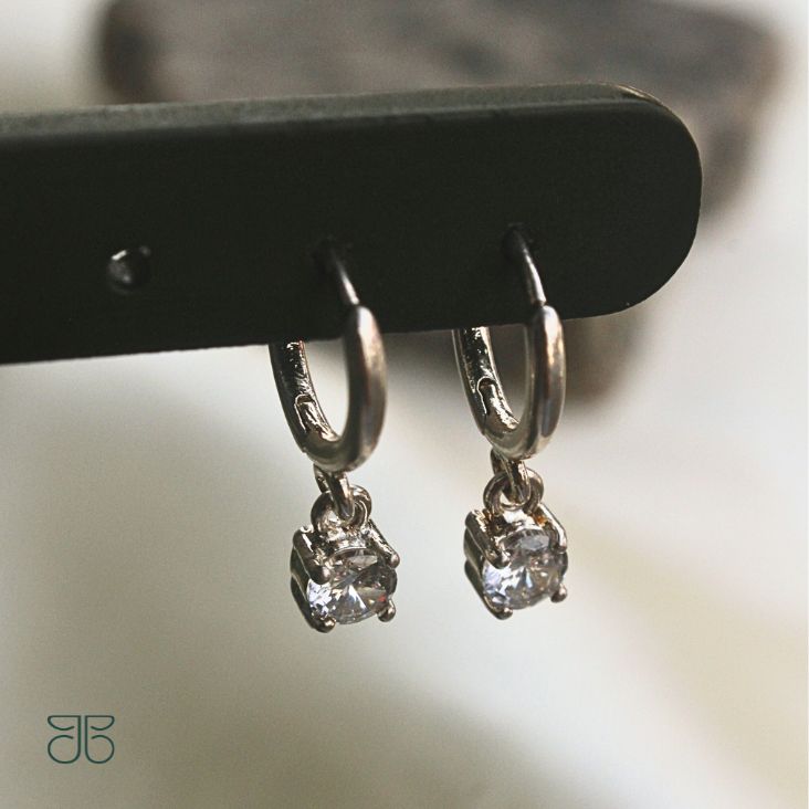 BRINCO ARGOLINHA PONTINHO DE LUZ PEND OURO