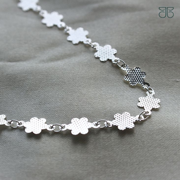 CHOCKER FLORZINHA DIAMANTADA PRATA