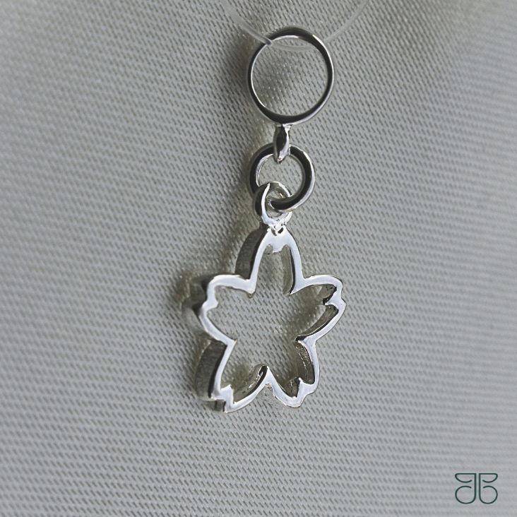 BERLOQUE FLOR VAZADA PRATA