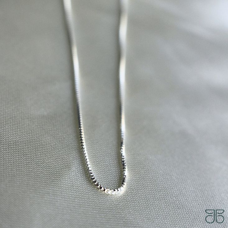 GARGANTILHA 1X1 FINA 50CM + 5CM EXTENSOR PRATA