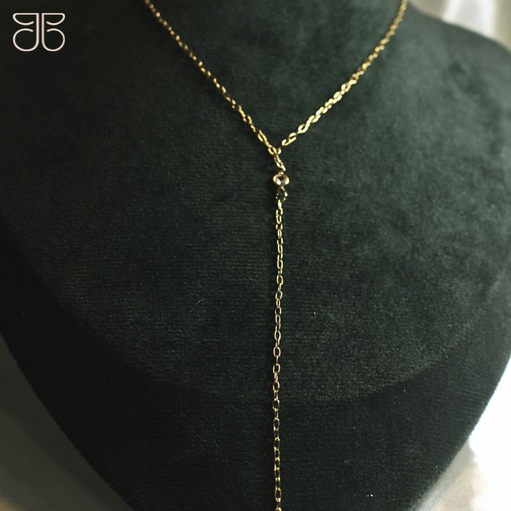 GARGANTILHA GRAVATA DOIS PONTOS DE LUZ