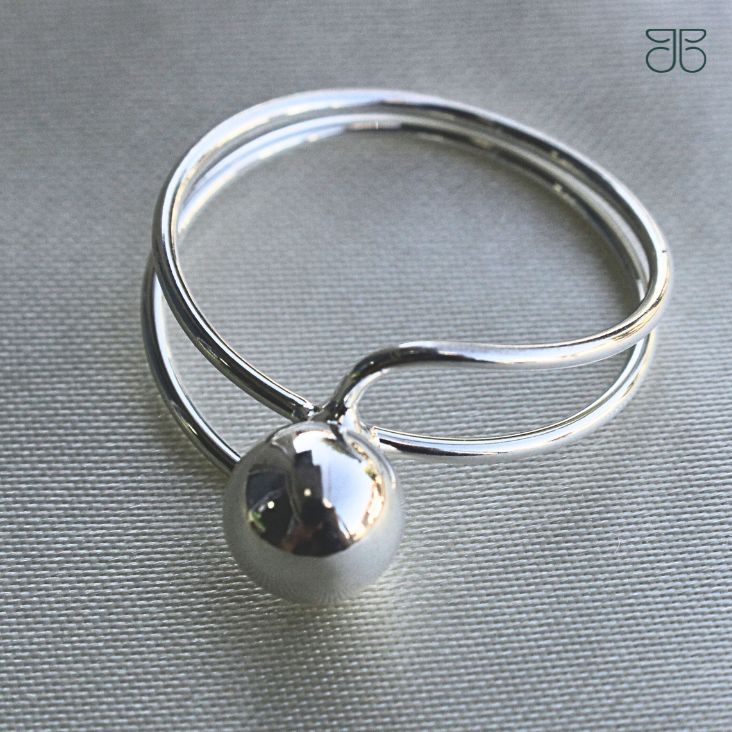 ANEL TORCIDO 1 BOLA PRATA