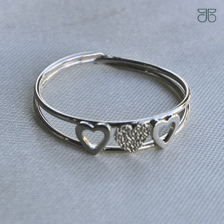 ANEL 3 CORAÇÕES 1 DIAMANTADO PRATA